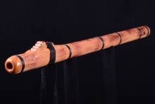 Honey Locust Native American Flute, Minor, Low C-4, #H44A